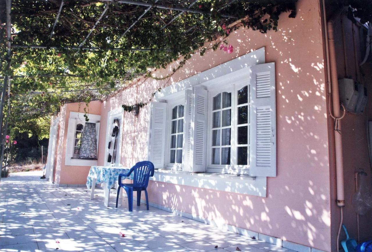 Villa Errieta Atheras Exterior photo